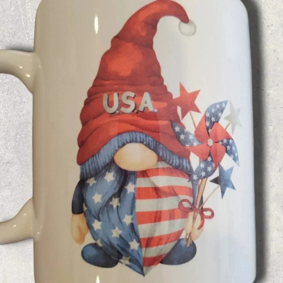 USA Gnomie Mug - Picture 2 of 5